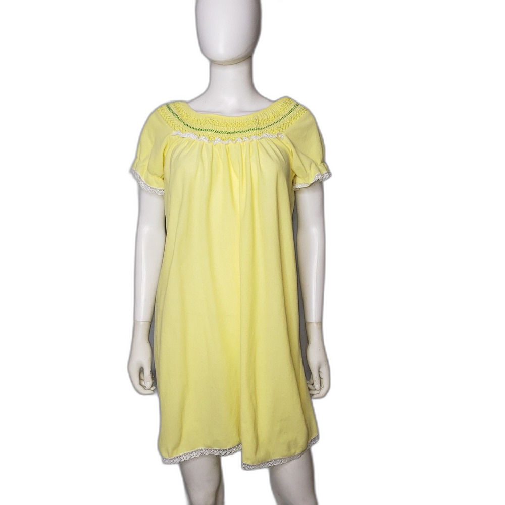 Vintage 20th Century Yellow Lightweight Fleece Nightgown Womens Size Medium